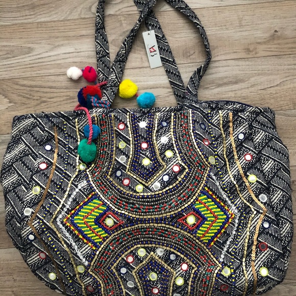 (NWT) America and Beyond Large Tote - Picture 1 of 9
